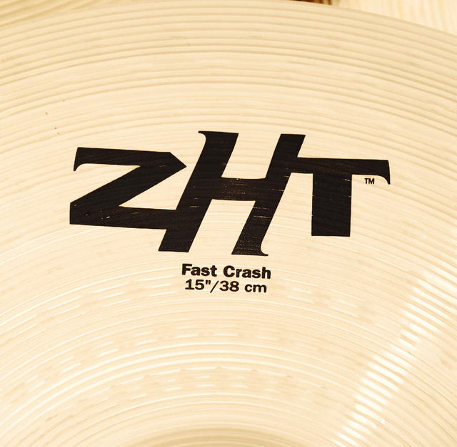 blank The ZHT range are made with a B12 bronze alloy.